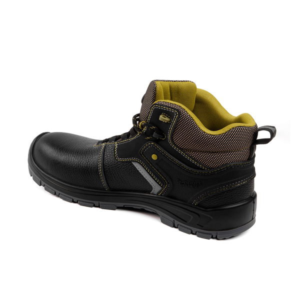 Ботинки А743Т-1КВ ПУ/ТПУ с КП (черный)