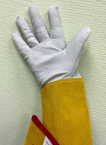 Перчатки кожаные TETU 106