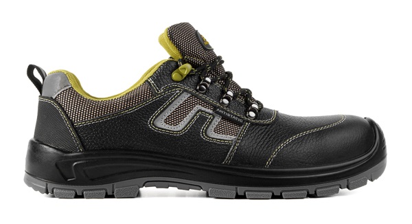 Полуботинки ЛИДЕР А724Т-1КВ ПУ-ТПУ с КП и КС (черный)