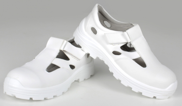 Полуботинки с перфорацией мужские с МП и ПУ (белый)