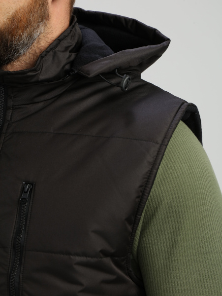 Жилет РЕЗКО зимний с капюшоном (черный)