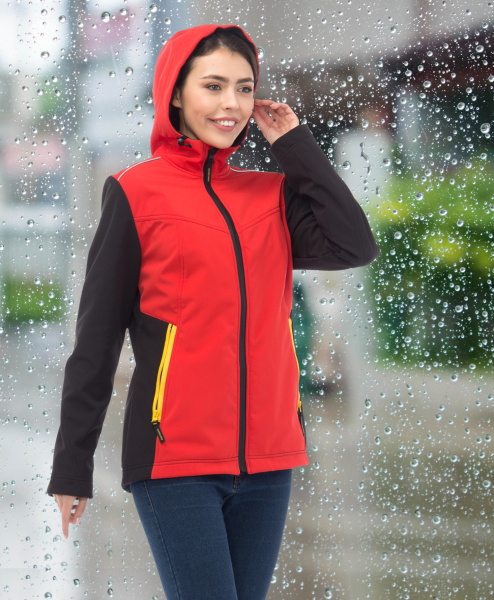 Куртка ТАЙМ женская софтшелл (черный/красный)