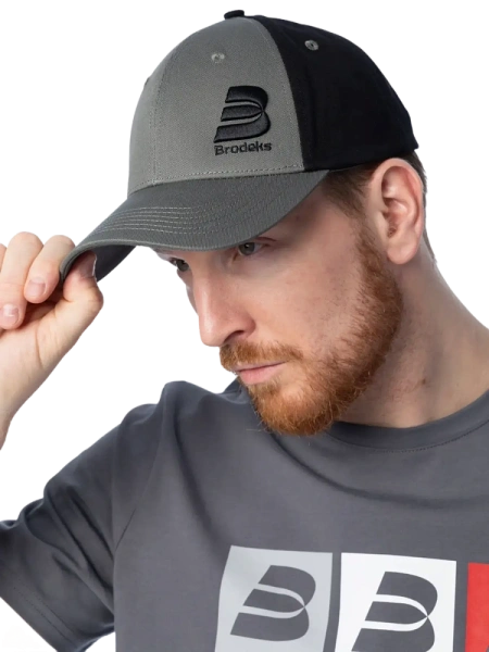 Бейсболка BRODEKS KM130 (серый/черный)