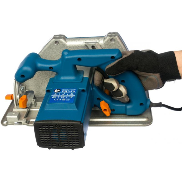 Циркулярная пила ФИОЛЕНТ ПД7-75 2300Вт 210мм 4800об/мин