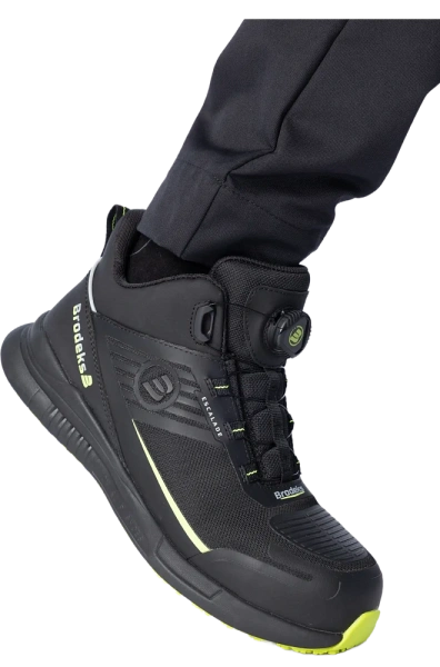 Ботинки BRODEKS ESCALADE S1P ЭВА/Нитрил c КП (черный)