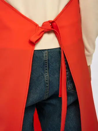 Фартук PROFLINE SPECIALIST влагозащитный для рыбаков (оранжевый)