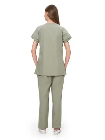 Костюм ЭРЛА женский с БР (зеленый)