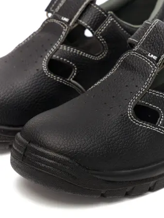 Полуботинки PROFLINE МП ПУ с перфорацией (черный)