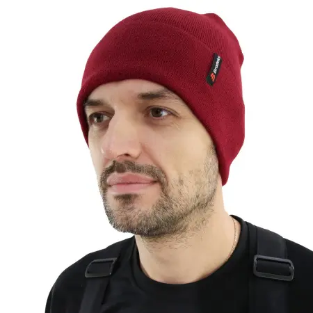 Шапка BRODEKS LIGHT LONGER (т.красный)
