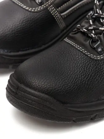 Ботинки PROFLINE МП ПУ (черный)